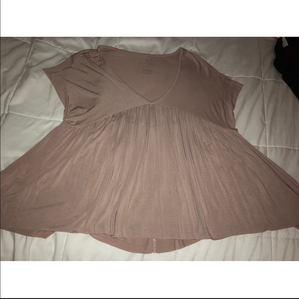 AE Super soft and stretchy flow top